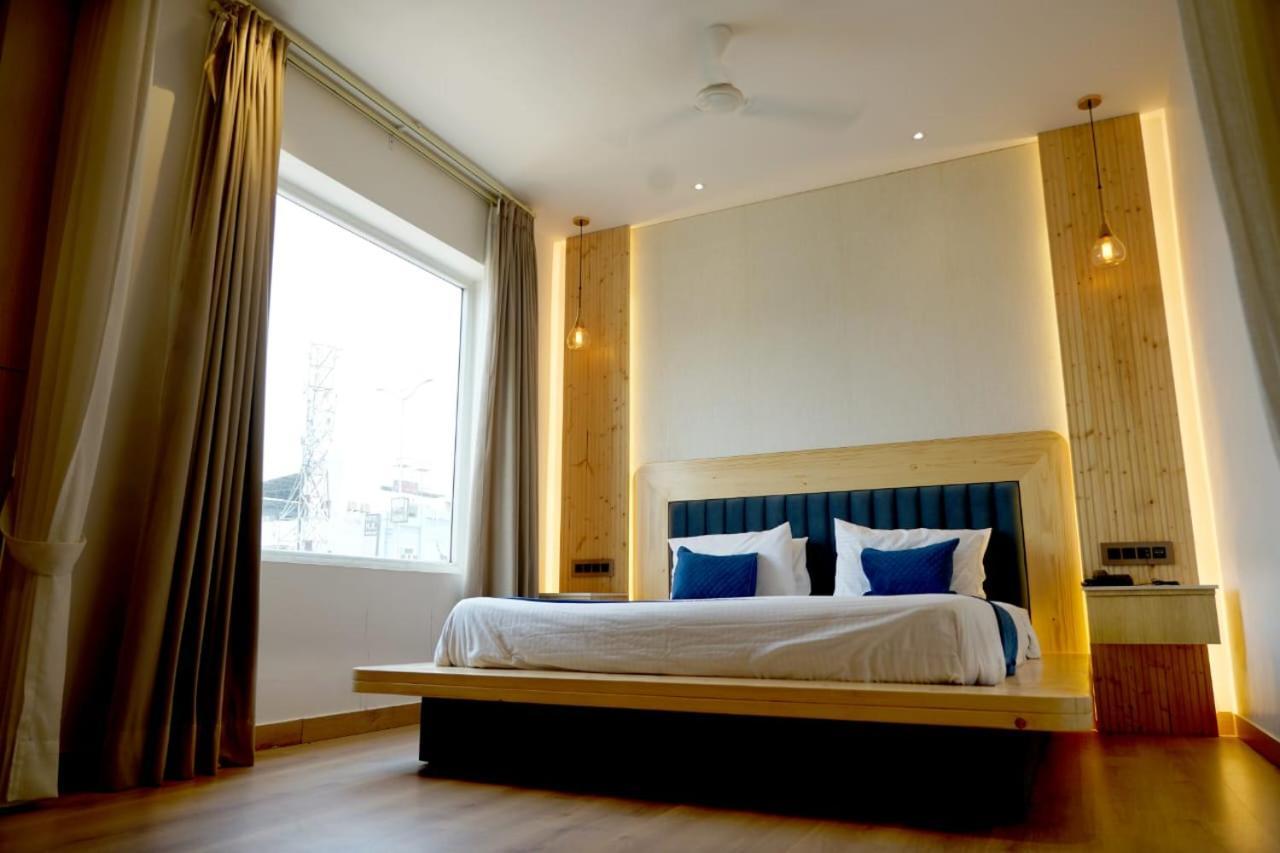 Hotel King'S Way Amritsar Camera foto